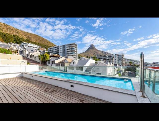 2 BEDROOM APARTMENT FOR SALE IN SEA POINT